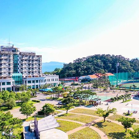 Namhae Sports Park Hotel Екстер'єр фото