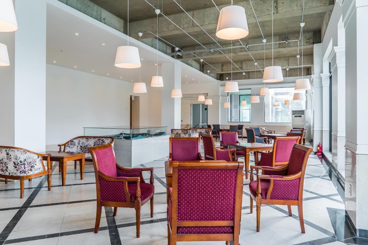 Namhae Sports Park Hotel Екстер'єр фото