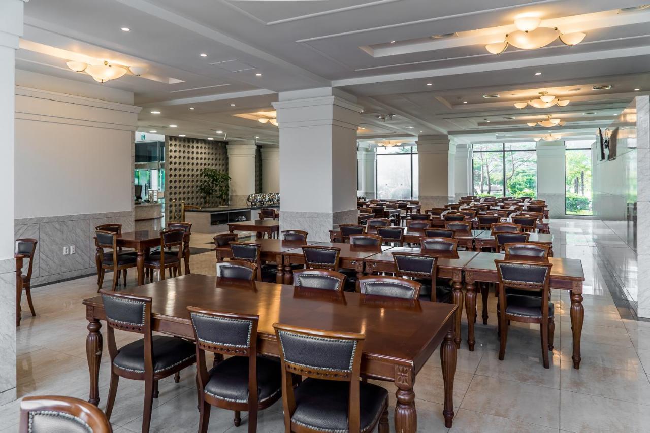 Namhae Sports Park Hotel Екстер'єр фото